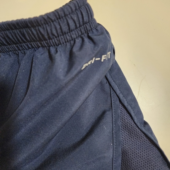 NIKE Dri Fit  Women's Navy blue running Short size M - Picture 9 of 11
